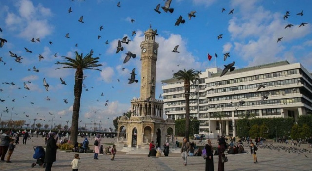 İzmir&#039;de yeni koronavirüs tedbirleri alındı