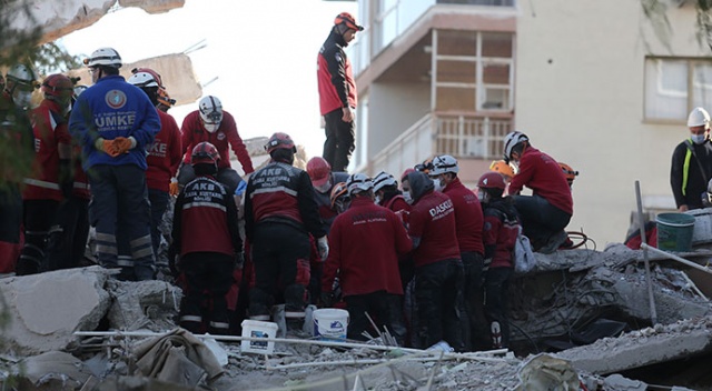 İzmir&#039;den acı haber: 3 kişinin cansız bedenine ulaşıldı