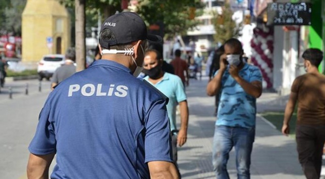 Kastamonu'da Covid-19 tedbirlerine uymayan 59 kişiye ceza kesildi Kastamonu'da Covid-19 tedbirlerine uymayan 59 kişiye ceza kesildi