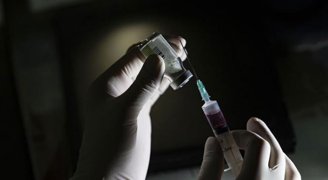 Pfizer ABD&#039;de aşıyı dağıtmaya başladı! Tarihteki tesadüf dikkat çekici