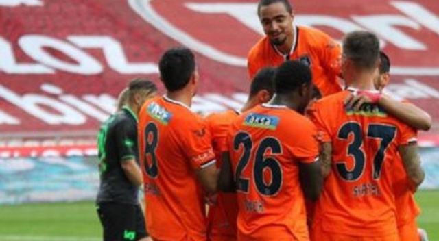 Rakip Manchester United... Hasreti bitir Başakşehir Rakip Manchester United... Hasreti bitir Başakşehir