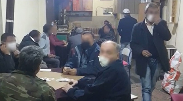 Salgını hiçe sayan 13 kişiye 11 bin 700 lira para cezası Salgını hiçe sayan 13 kişiye 11 bin 700 lira para cezası