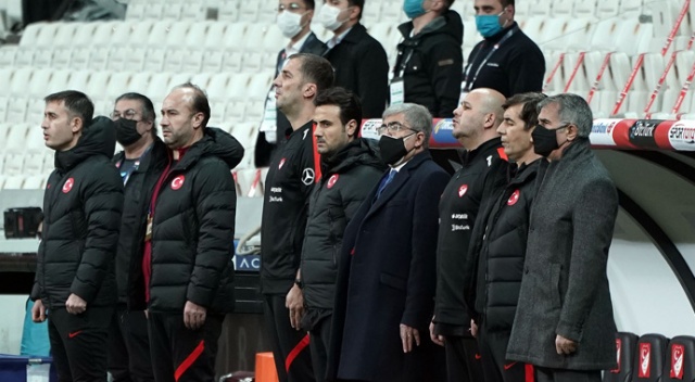 Şenol Güneş temastan kaçamadı! Şenol Güneş temastan kaçamadı!