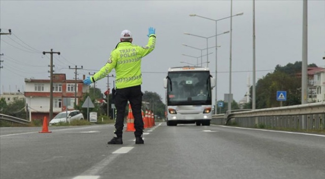 Türkiye genelinde radar denetimde 24 bin 518 hız ihlali tespit edildi