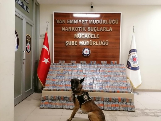 Van’da 205 kilo 840 gram eroin ele geçirildi