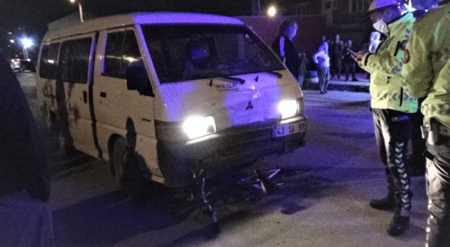 Vicdansız! 14 yaşındaki çocuğu çarpıp kaçtı Vicdansız! 14 yaşındaki çocuğu çarpıp kaçtı
