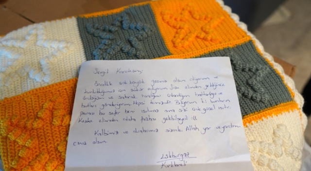 Yardım kolisinden çıkan not ağlattı: “Bunların parası bu sefer beni ısıtmaz ama sizi çok güzel ısıtır” Yardım kolisinden çıkan not ağlattı: “Bunların parası bu sefer beni ısıtmaz ama sizi çok güzel ısıtır”