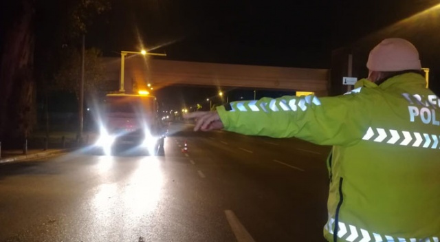 'Dur' ihtarına uymayan sürücü kaza yapınca yakalandı