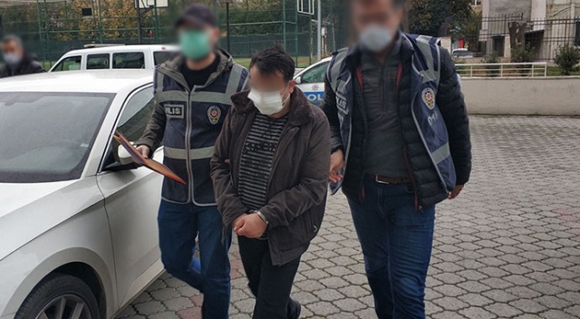 'Korona var, elini yıka' diyen anneye şiddet ve tehdit iddiasına gözaltı 'Korona var, elini yıka' diyen anneye şiddet ve tehdit iddiasına gözaltı