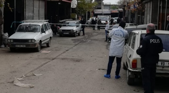 ‘Ne geziyorsunuz’ kavgasında 2 kişi yaralandı