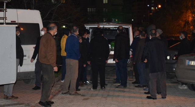 2 çocuk babası şahıs banyoda ölü bulundu 2 çocuk babası şahıs banyoda ölü bulundu