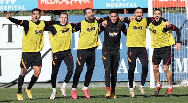 2020'ye rağmen lider 2020'ye rağmen lider