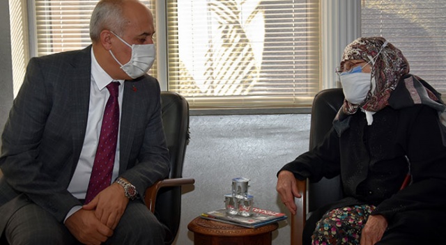 91 yaşındaki Fatma nineden Cumhurbaşkanı&#039;na duygulandıran mesaj