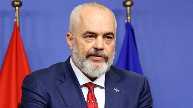 Arnavutluk İçişleri Bakanı istifa etti Arnavutluk İçişleri Bakanı istifa etti