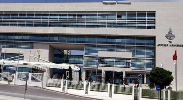 Askerdeki rahatsızlığı sonucu gözünü kaybeden ere verilen 1000 lira tazminatı az bulan AYM'den "ihlal" kararı