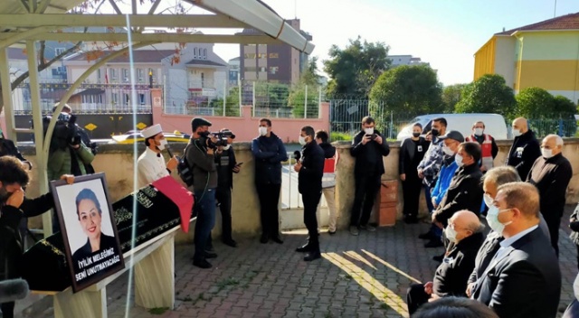 Aylin Hoca son yolculuğuna uğurlandı