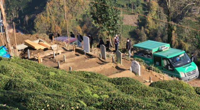Aynı aileden 5 kişi, bir ay içinde Kovid-19 nedeniyle hayatını kaybetti