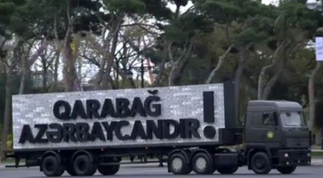 Azerbaycan'dan Ermenistan'a plakalı gönderme