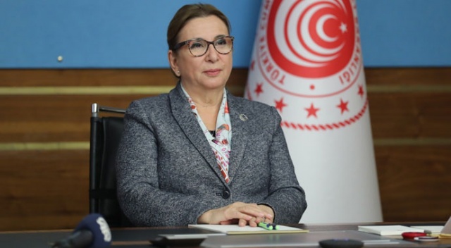 Bakan Pekcan, Çin’de ihracat trenini karşılama törenine katıldı Bakan Pekcan, Çin’de ihracat trenini karşılama törenine katıldı