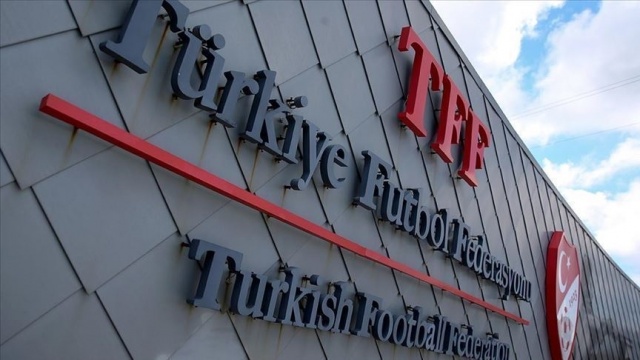 Berna Gözbaşı, Emre Belözoğlu ve Çağdaş Atan, PFDK'ye sevk edildi Berna Gözbaşı, Emre Belözoğlu ve Çağdaş Atan, PFDK'ye sevk edildi