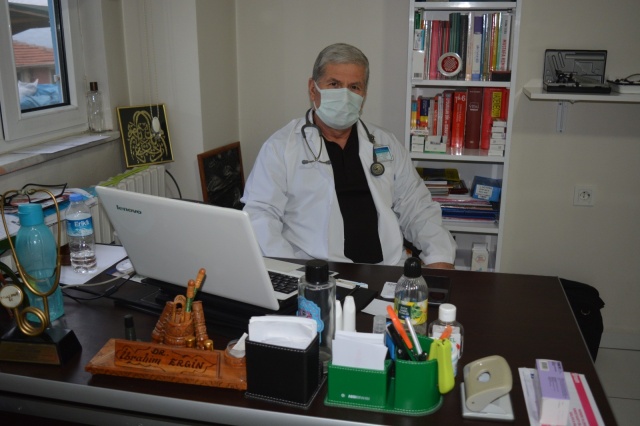 Bigadiç'in sevilen doktoru İbrahim Ergin, 40 yılı geride bıraktı