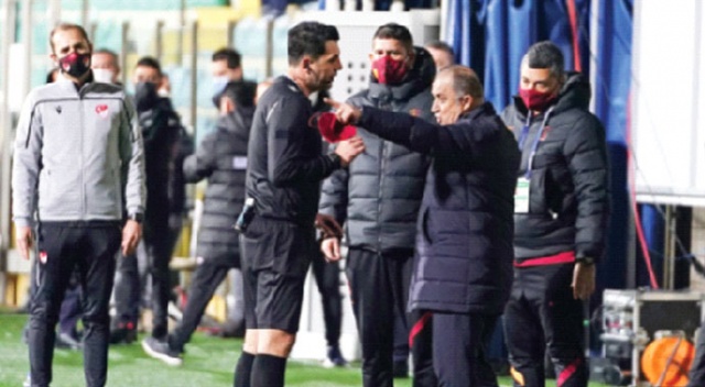 Biz bize kaldık!