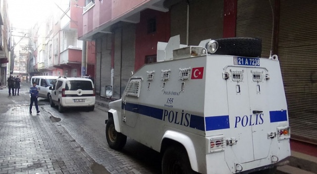 Diyarbakır&#039;da &#039;gürültü&#039; tartışmasında silahla vuruldu