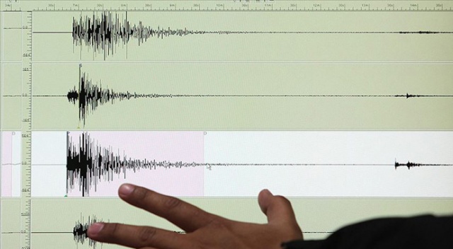 Elazığ'da 5,3 büyüklüğünde deprem Elazığ'da 5,3 büyüklüğünde deprem