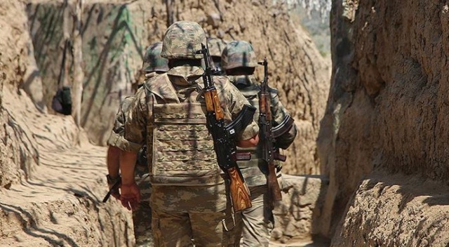 Ermenistan 6 sene esir tuttuğu 2 Azeri&#039;yi iade etti