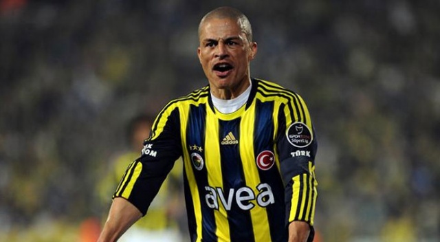Fenerbahçe’nin efsanesi Alex de Souza, antrenör olacak Fenerbahçe’nin efsanesi Alex de Souza, antrenör olacak