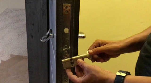 Göreni kaçıracak akıllı kilit sistemi