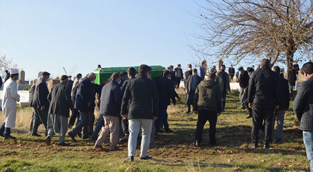 Hastane yangınında hayatını kaybeden Hamo Aslan son yolculuğuna uğurlandı Hastane yangınında hayatını kaybeden Hamo Aslan son yolculuğuna uğurlandı