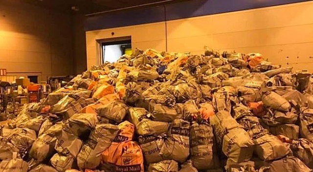 İngiltere’de kargo sistemi iflas etti İngiltere’de kargo sistemi iflas etti