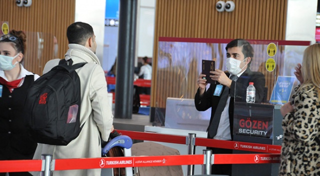 İngiltere’ye ilk tahliye uçuşu yapıldı İngiltere’ye ilk tahliye uçuşu yapıldı