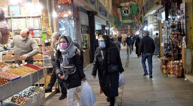 İran&#039;da son 24 saatte 323 kişi Covid-19&#039;dan hayatını kaybetti