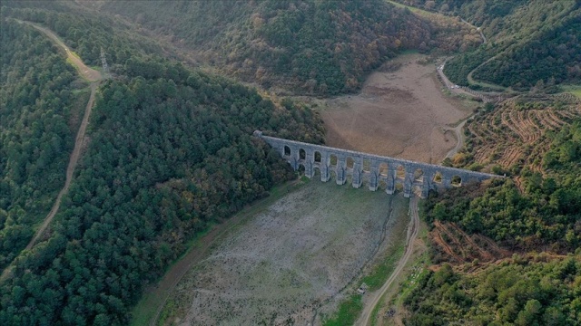 İstanbul'un barajlarındaki su seviyesi ortalaması yüzde 22'ye indi İstanbul'un barajlarındaki su seviyesi ortalaması yüzde 22'ye indi