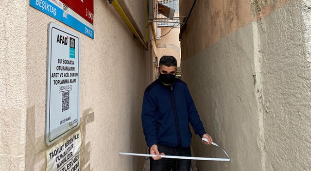 İstanbul&#039;un en dar sokağı: Sadece 89 santimetre