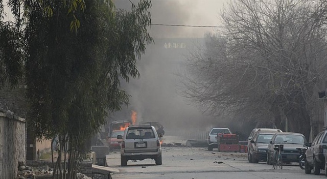 Kabil&#039;de bombalı saldırı: 2 ölü, 2 yaralı