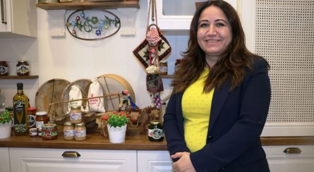 Kapı kapı gezerek satıyordu, şimdi 2 işletme sahibi oldu
