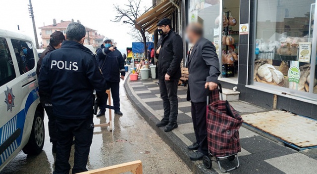 Karantinayı ihlal edip pazar alışverişine çıktı, savunması pes dedirtti: Haberim yoktu Karantinayı ihlal edip pazar alışverişine çıktı, savunması pes dedirtti: Haberim yoktu