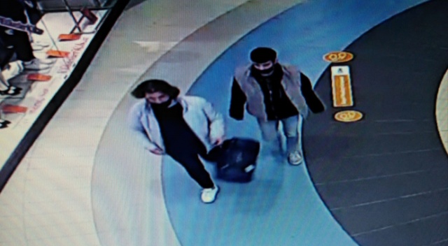 Mağazalardan 4 bin TL değerinde ürünü alarmlarını sökerek çalan şahıslar yakalandı