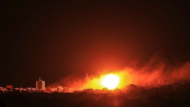 Mısır ve İsrail arasındaki doğal gaz boru hattına bombalı saldırı düzenlendi Mısır ve İsrail arasındaki doğal gaz boru hattına bombalı saldırı düzenlendi