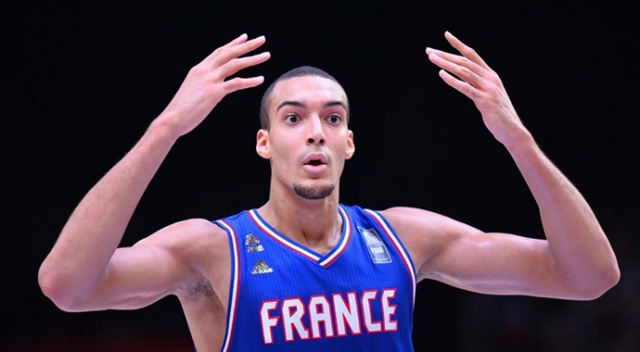 NBA'de Utah Jazz'dan Fransız pivot Rudy Gobert'e rekor kontrat NBA'de Utah Jazz'dan Fransız pivot Rudy Gobert'e rekor kontrat