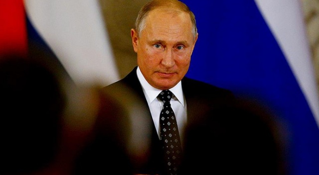 Putin ekonomi bakanını azarlardı: Bana masal anlatma! Putin ekonomi bakanını azarlardı: Bana masal anlatma!