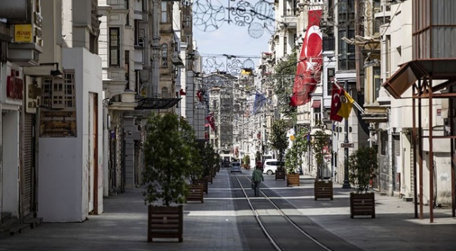 Sokağa çıkma kısıtlaması başladı Sokağa çıkma kısıtlaması başladı