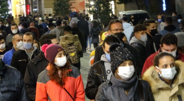 Taksim’de dikkat çeken yoğunluk