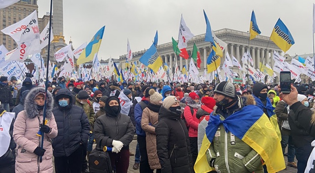 Ukrayna’daki işletme sahibi protestoculara maddi destek