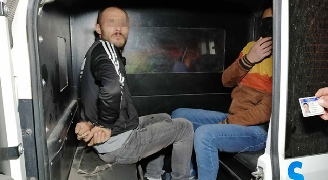 Uyuşturucuyla yakalandı, savunmasıyla pes dedirtti! Uyuşturucuyla yakalandı, savunmasıyla pes dedirtti!