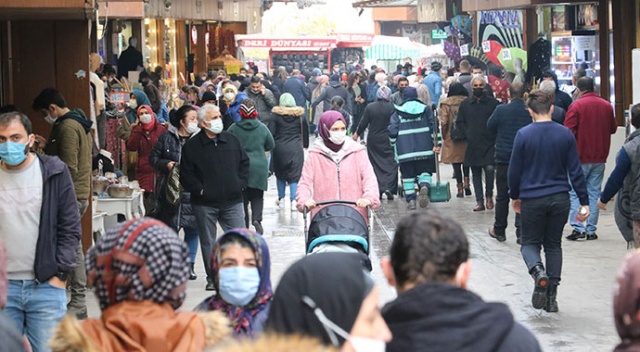 Vaka sayısının düştüğü Gaziantep'te korkutan yoğunluk Vaka sayısının düştüğü Gaziantep'te korkutan yoğunluk