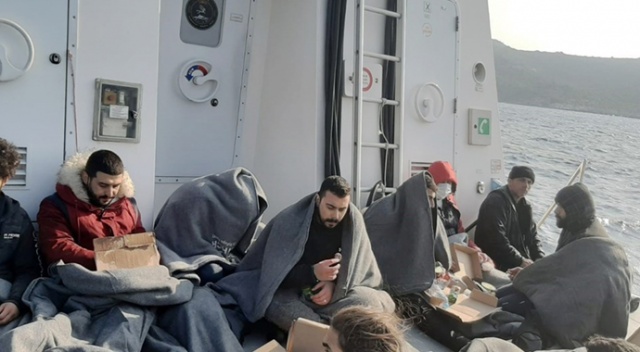 Yunanistan 12 göçmeni ölüme itti